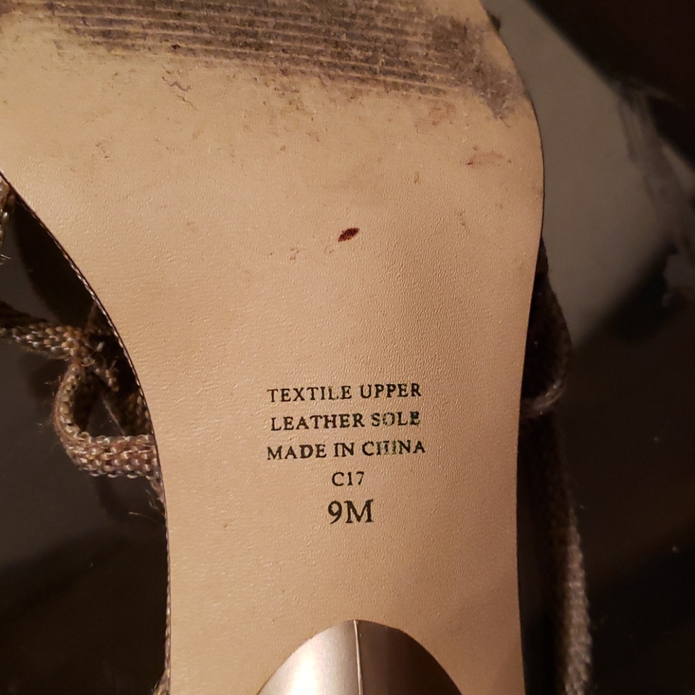 Shoes - Picture 5 of 5